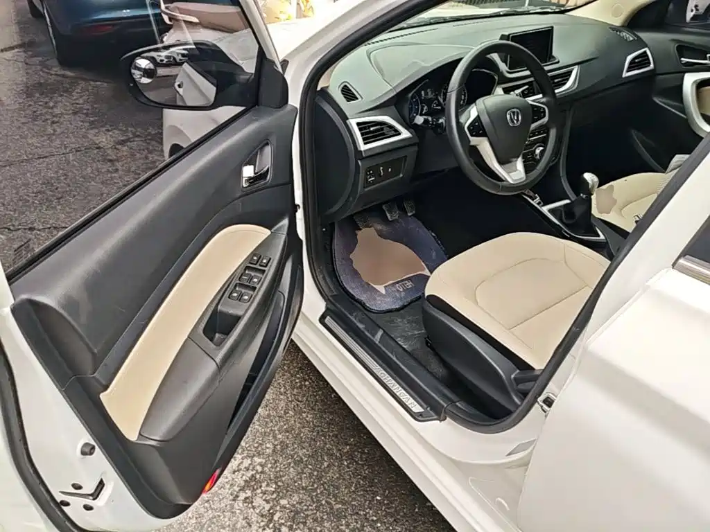 Changan V7 — миниатюра 16