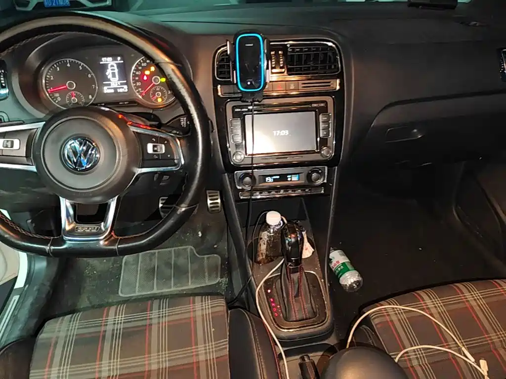 Volkswagen Polo — миниатюра 14