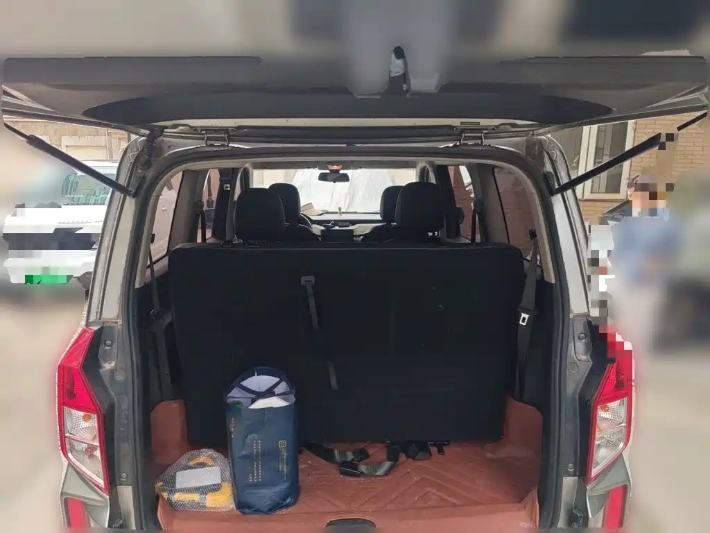 Wuling Hongguang PLUS — миниатюра 16