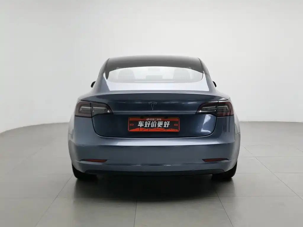 Tesla Model 3 — миниатюра 4