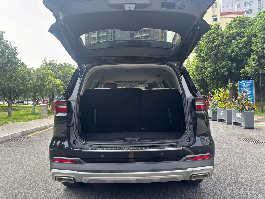 Ford Equator — миниатюра 5