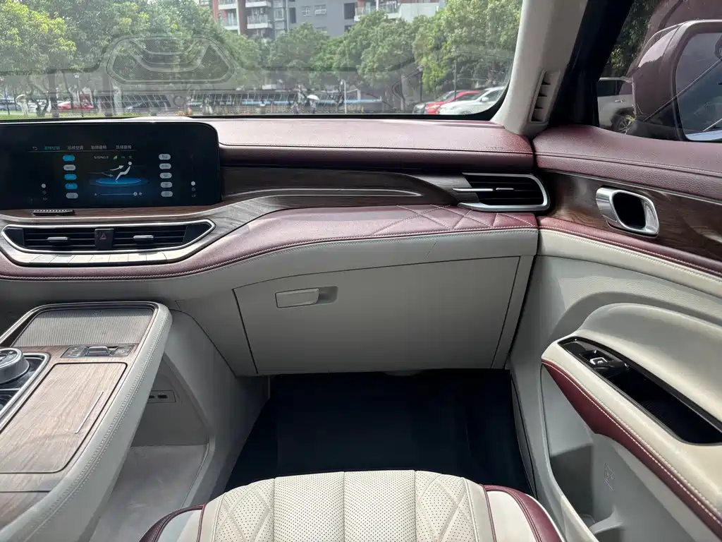 Ford Equator — миниатюра 17