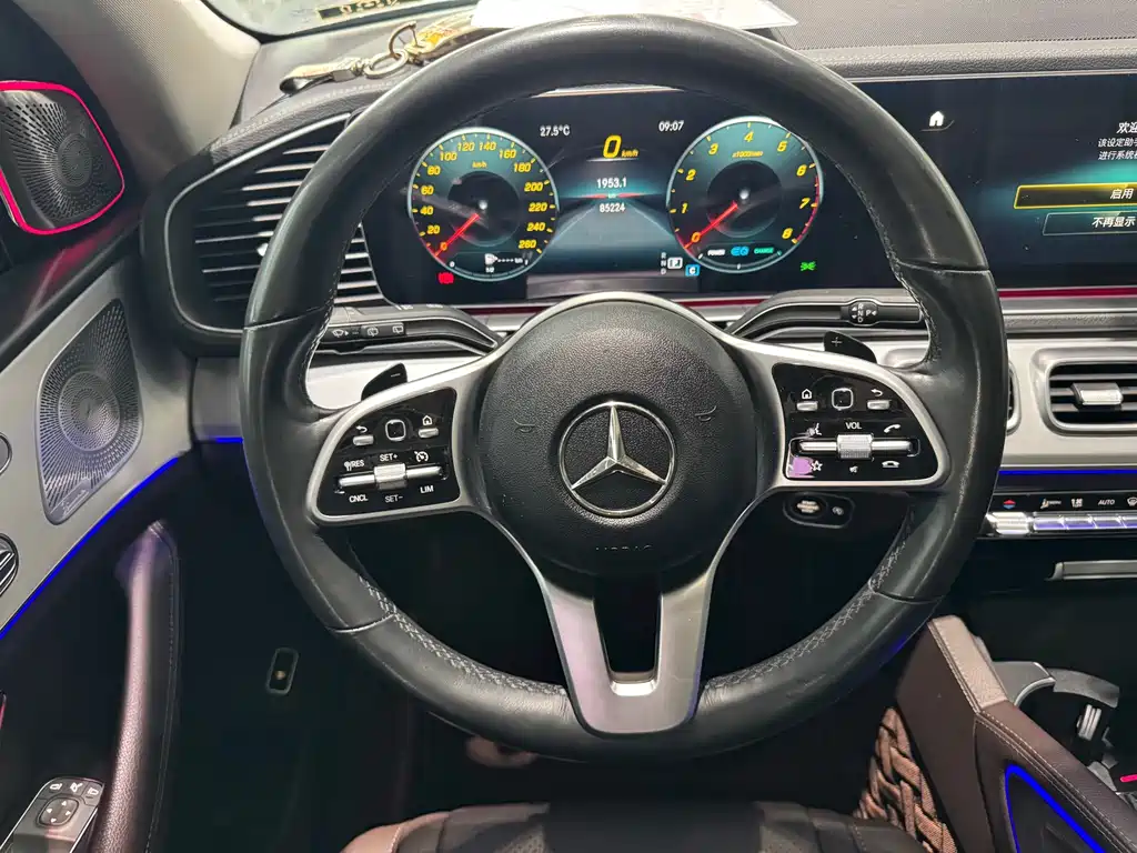 Mercedes-Benz GLE (Import) — миниатюра 12