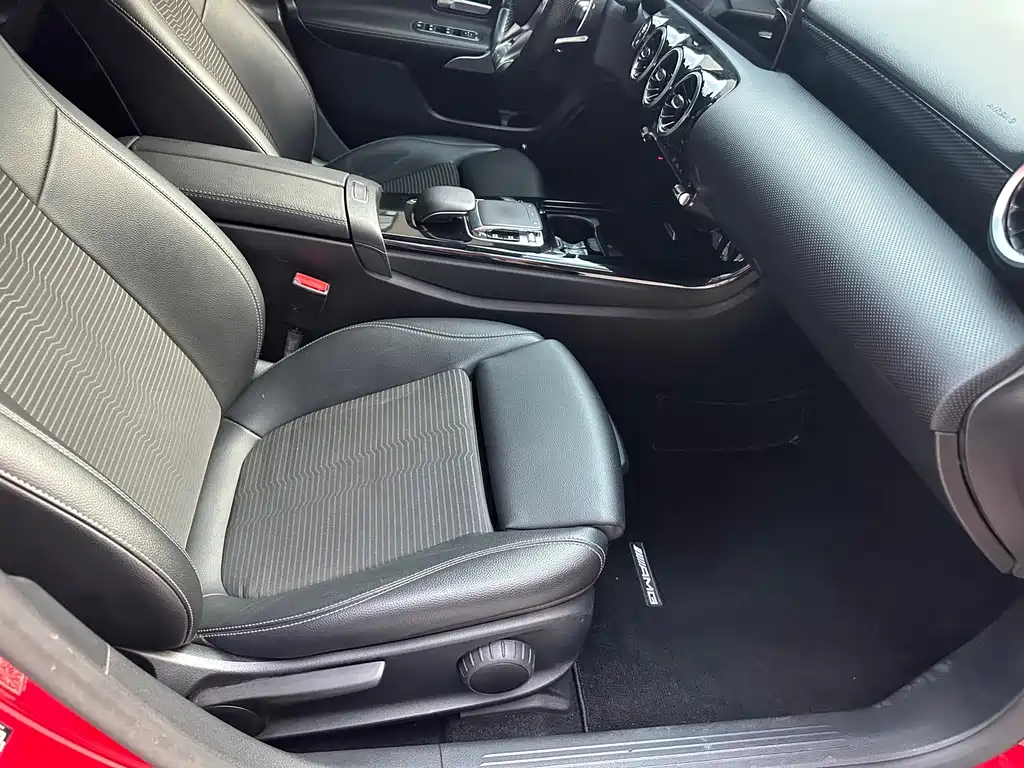 Mercedes-Benz A-Class (Import) — миниатюра 19