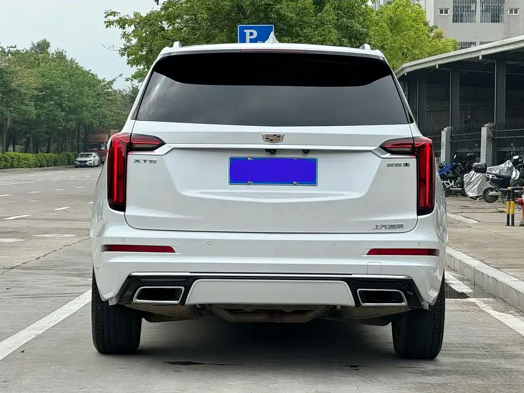Cadillac XT6 — миниатюра 3