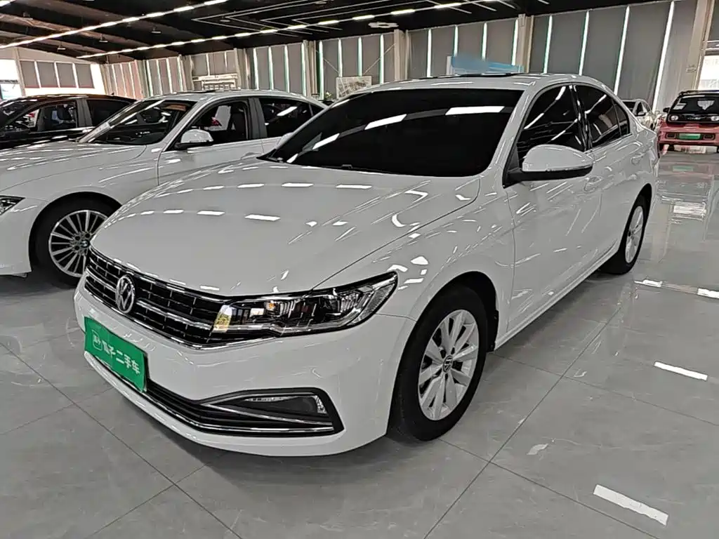 Volkswagen Bora — миниатюра 2