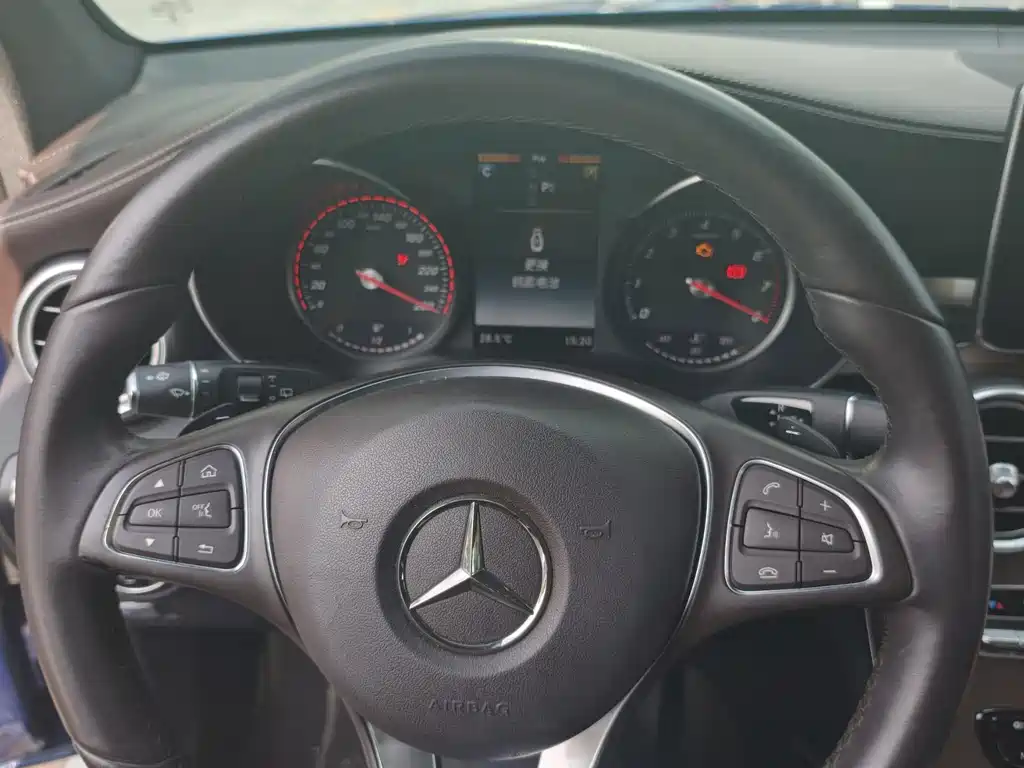 Mercedes-Benz GLC — миниатюра 6