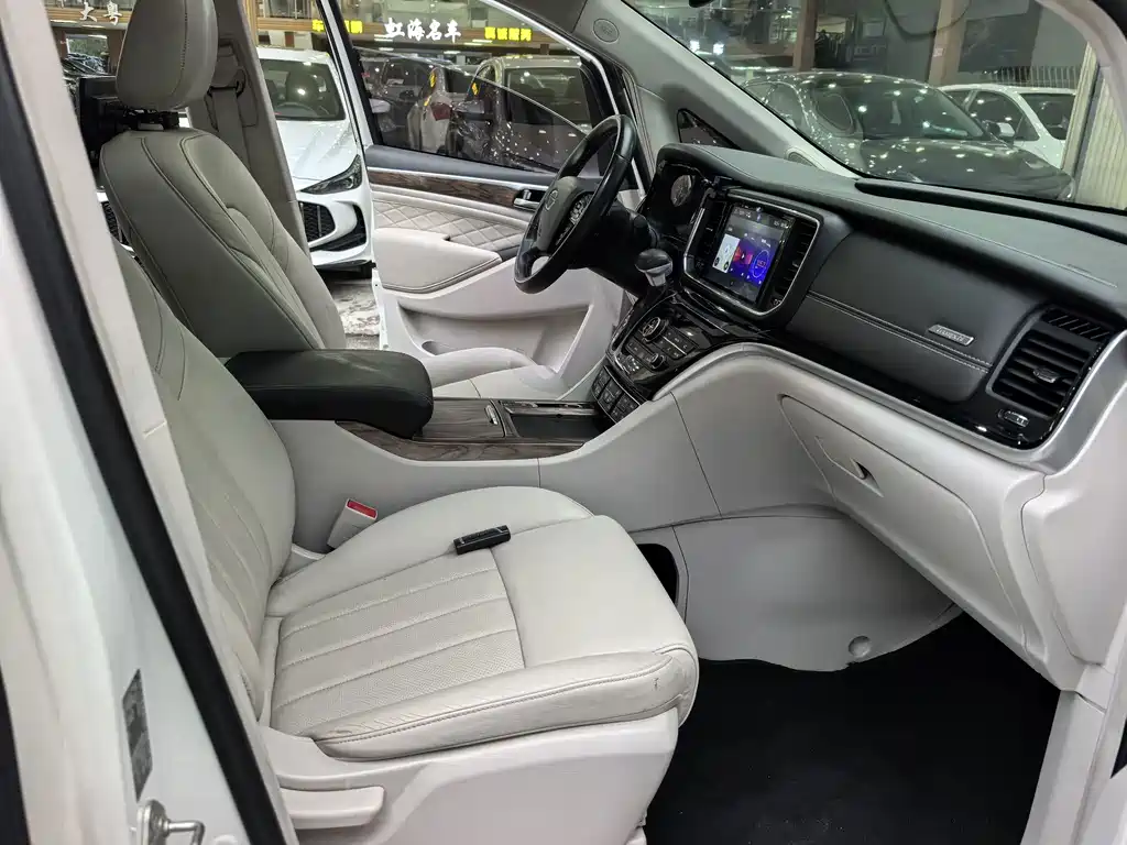 GAC Motor Trumpchi M8 — миниатюра 7