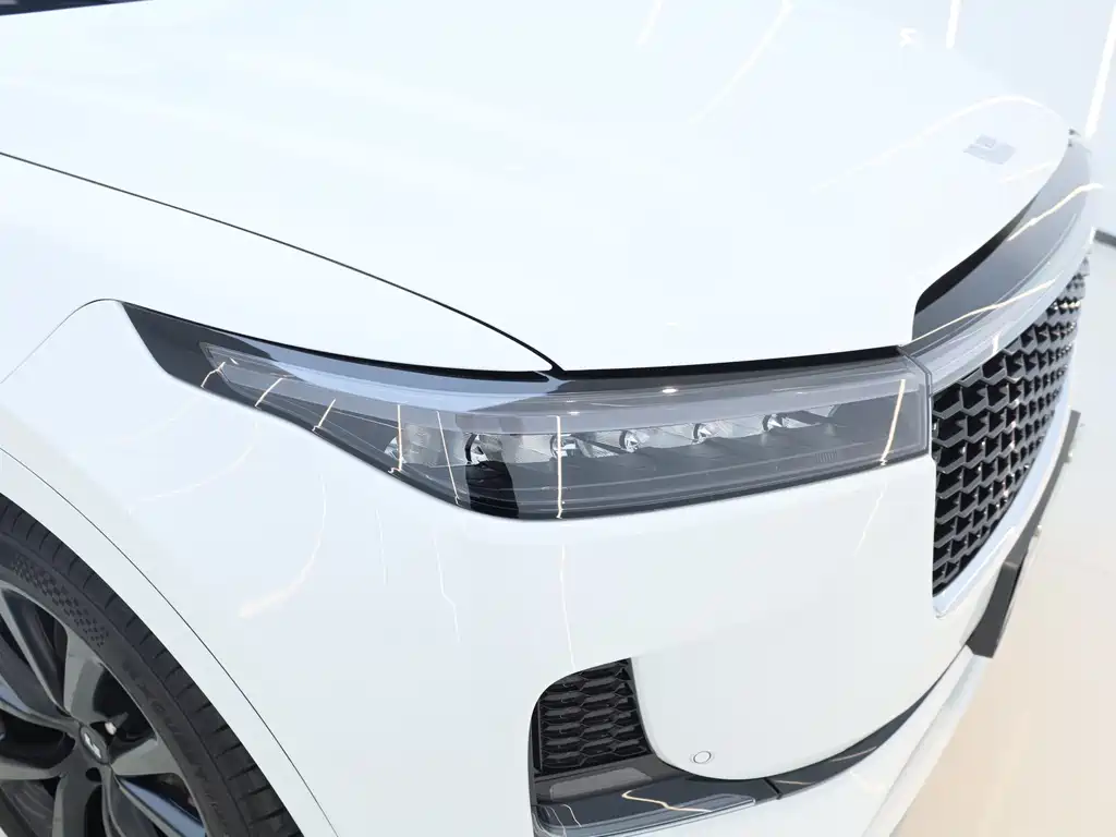 Li Auto Li ONE — миниатюра 11