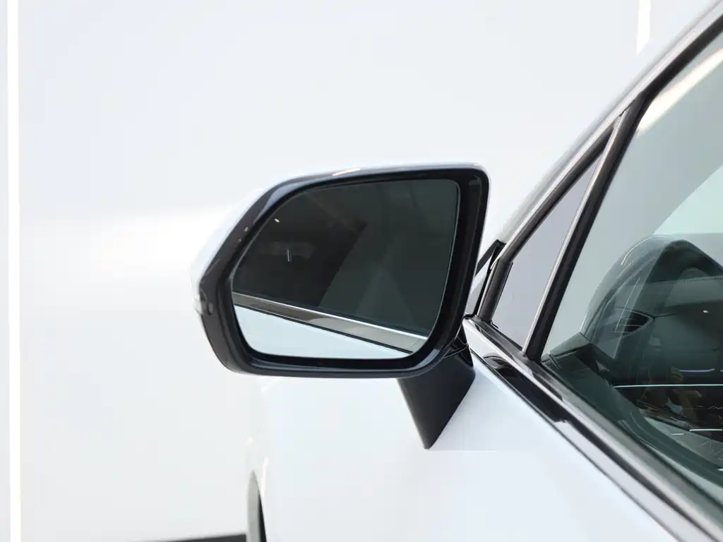 Li Auto Li ONE — миниатюра 15