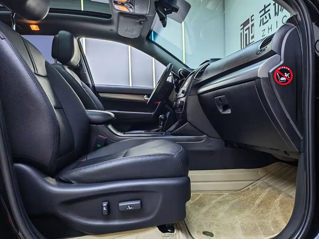 Kia Sorento — миниатюра 7