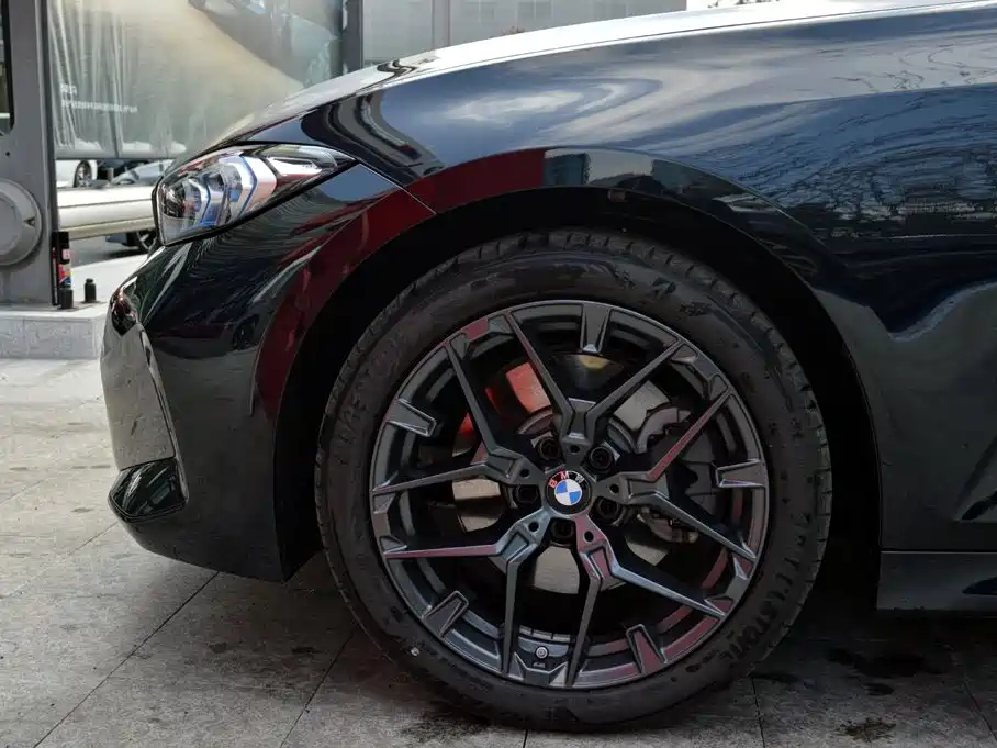 BMW 3 Series — миниатюра 13