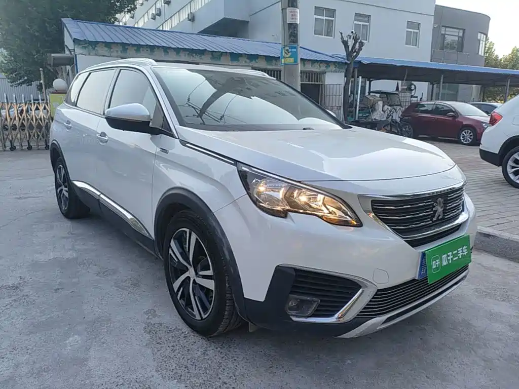 Peugeot 5008 — миниатюра 4
