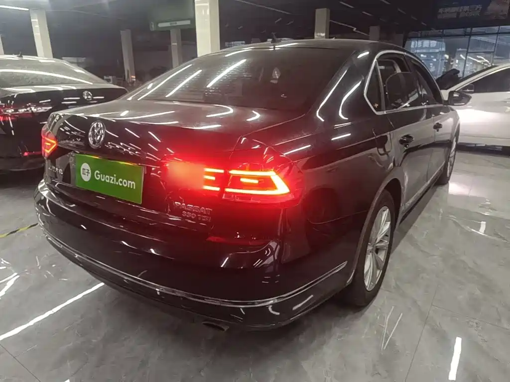 Volkswagen Passat — миниатюра 7
