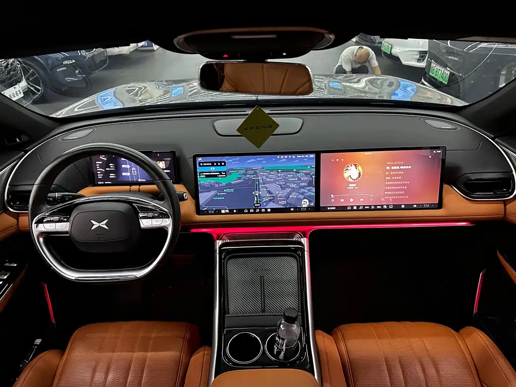 XPeng G9 — миниатюра 9