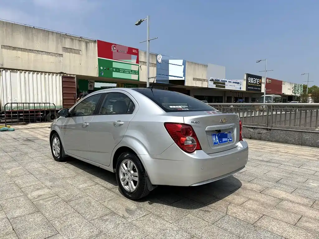 Chevrolet Aveo 2011 1.4L AT SE