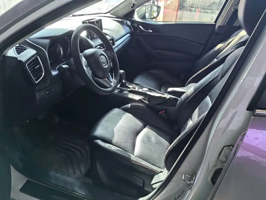 Mazda 3 Axela — миниатюра 7