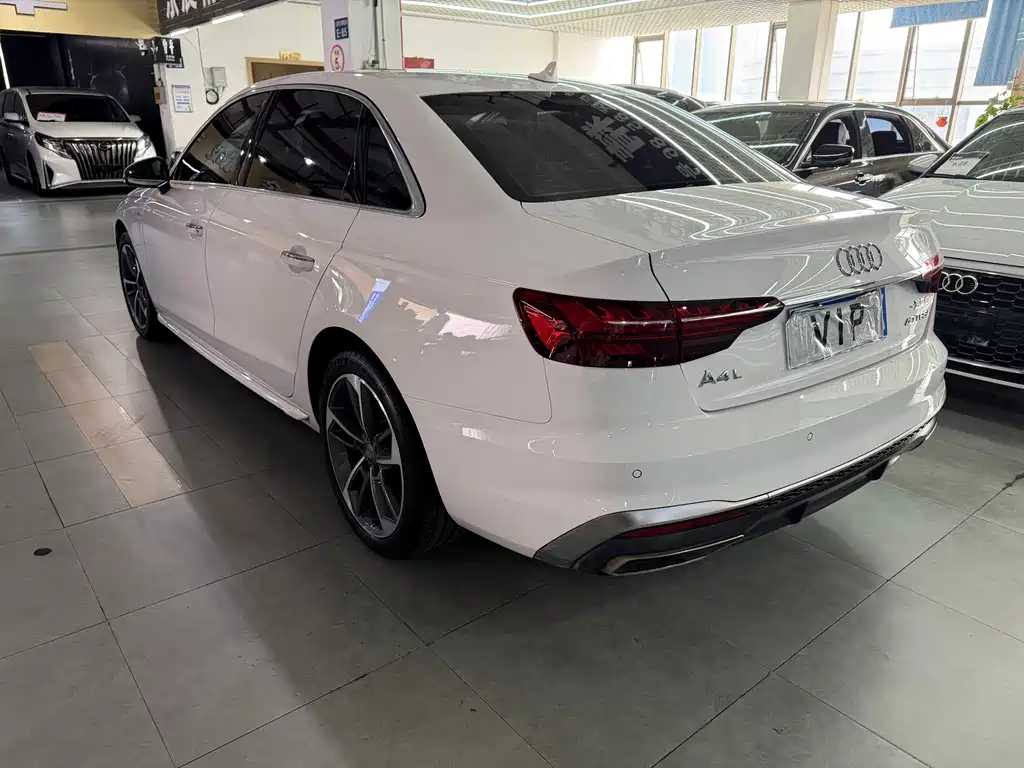 Audi A4L — миниатюра 5