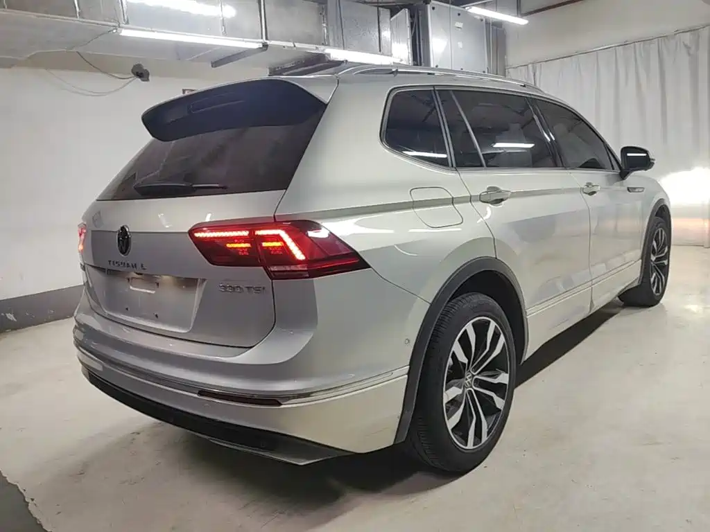 Volkswagen Tiguan L — миниатюра 7