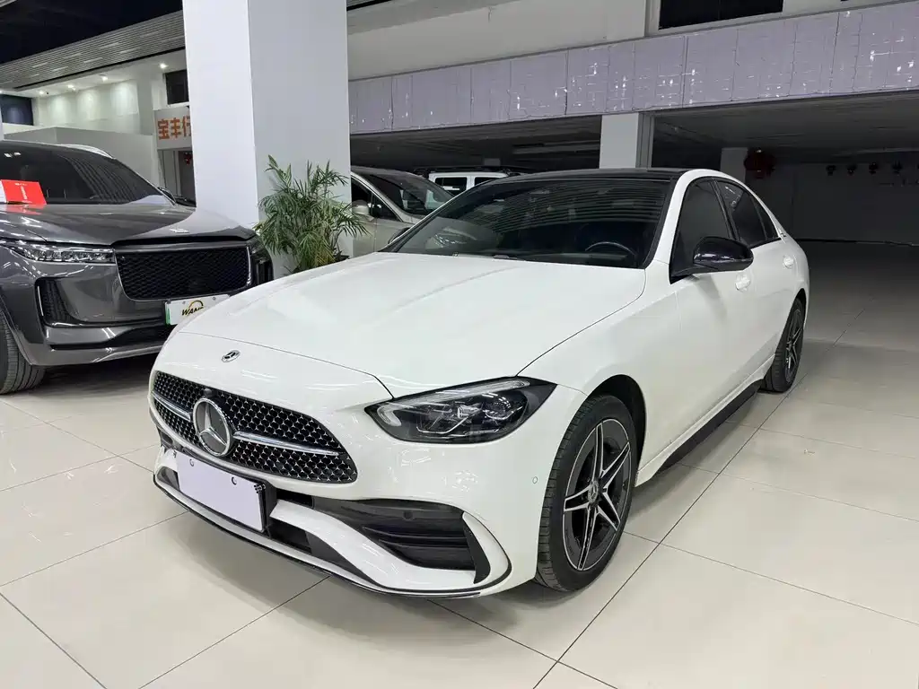 Mercedes-Benz C-Class 2024