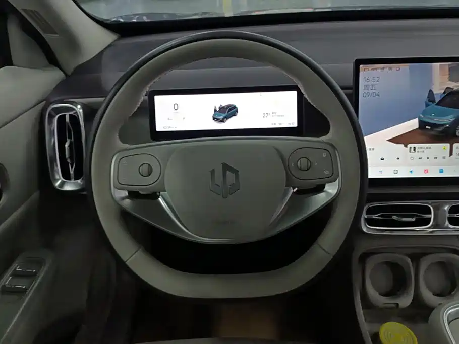 Leapmotor Leapmotor B10 — миниатюра 15
