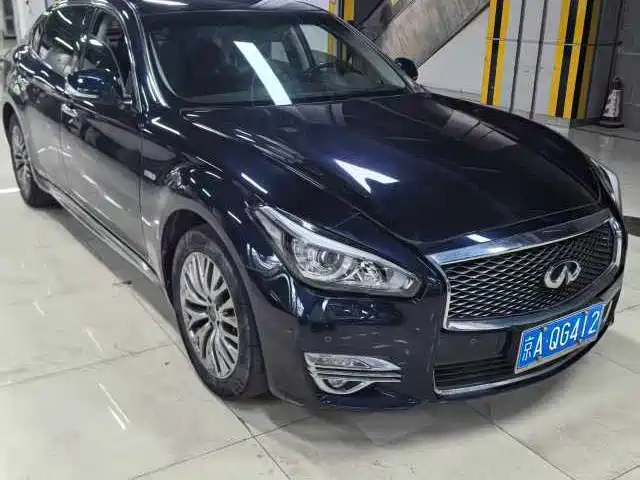 Infiniti Q70 — миниатюра 4