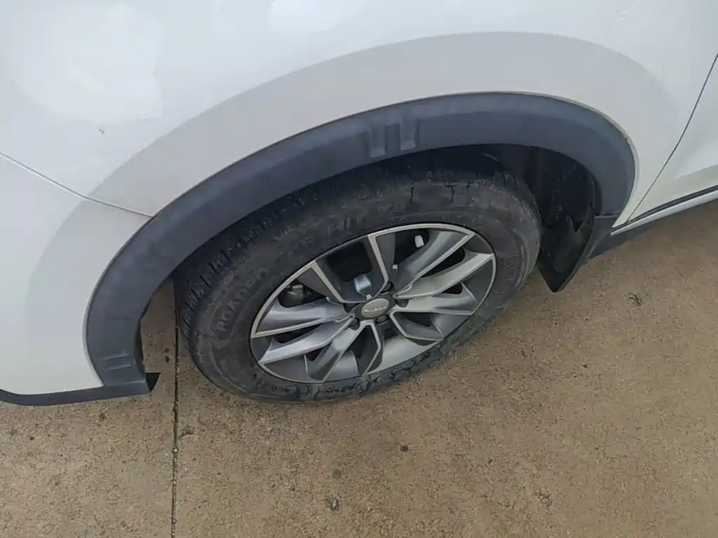 Roewe RX5 — миниатюра 23