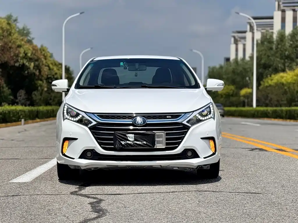 BYD Qin NEV — миниатюра 4