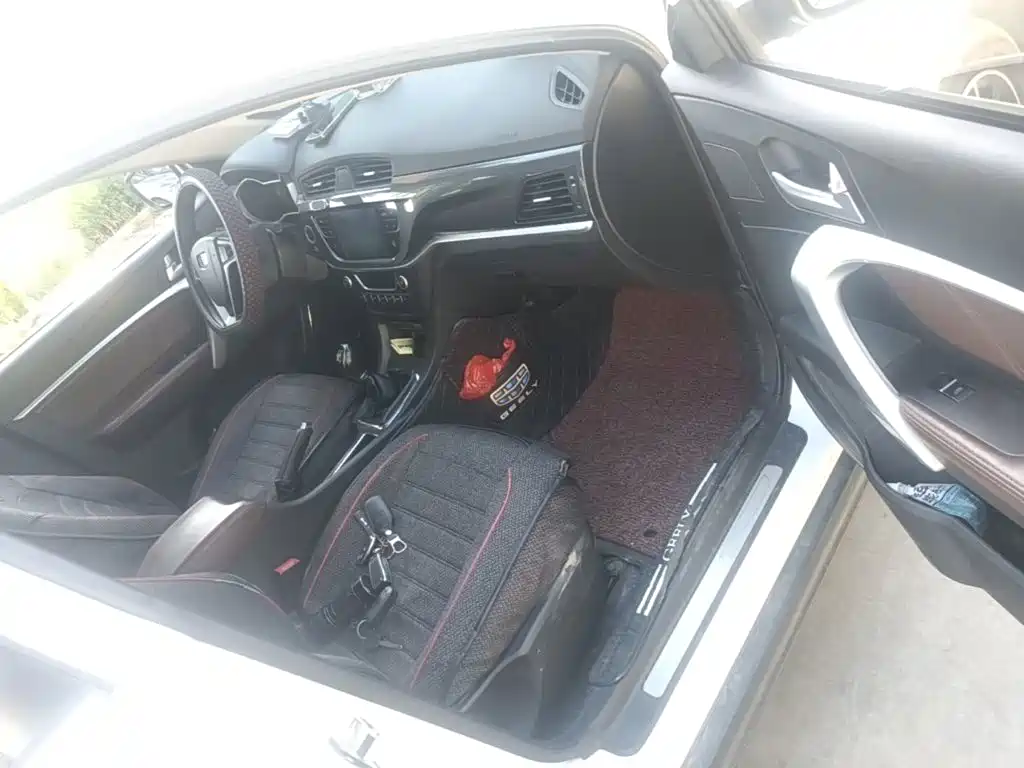 Geely Emgrand — миниатюра 9