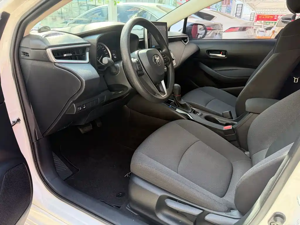 Toyota Corolla — миниатюра 3