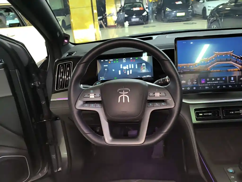 BYD L DM-i — миниатюра 11