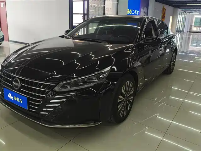 NISSAN TEANA