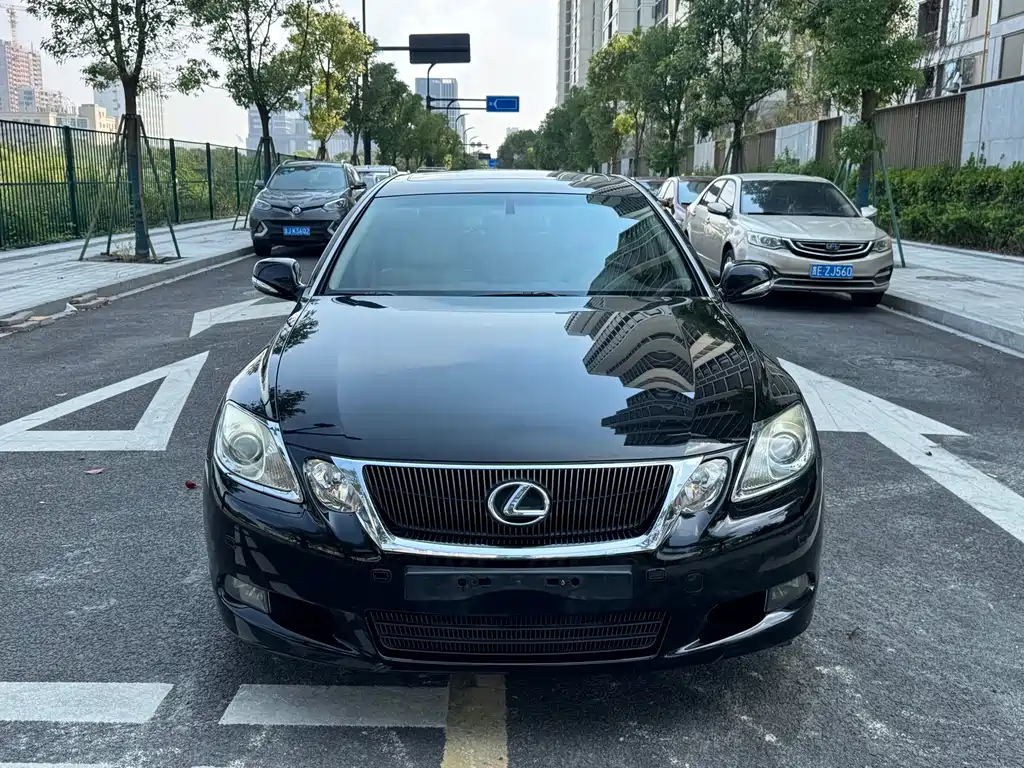 Lexus GS — миниатюра 2