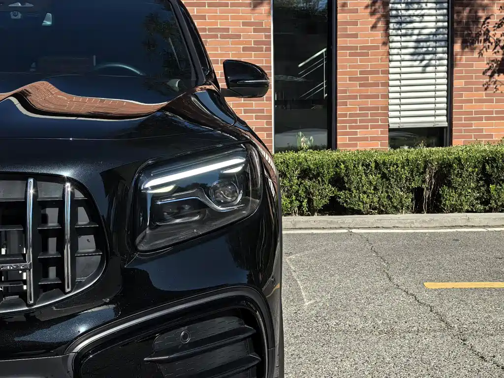 Mercedes-Benz GLB AMG — миниатюра 13