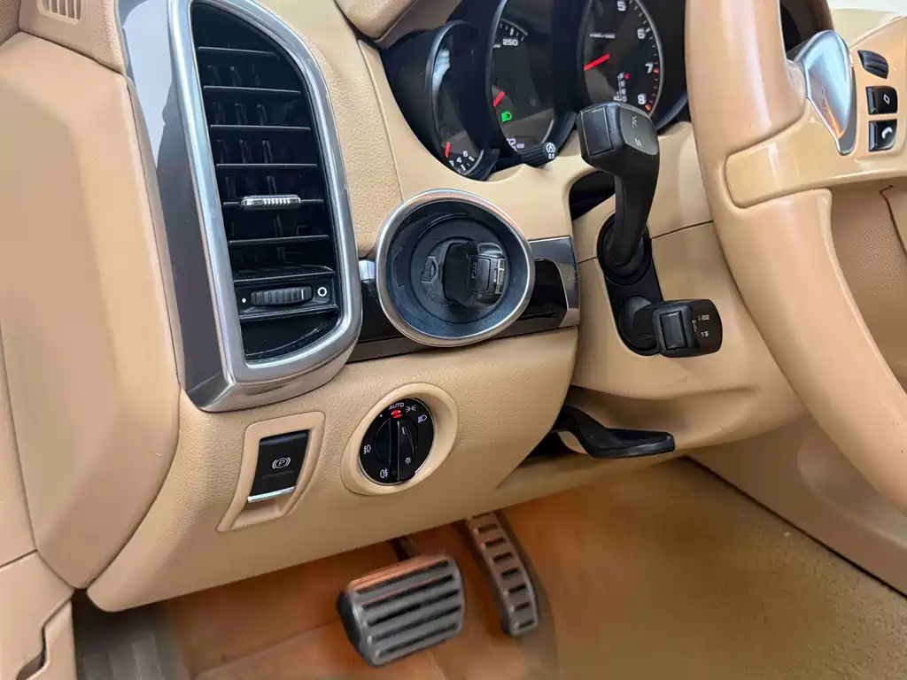Porsche Cayenne 2011 Cayenne 3.0T