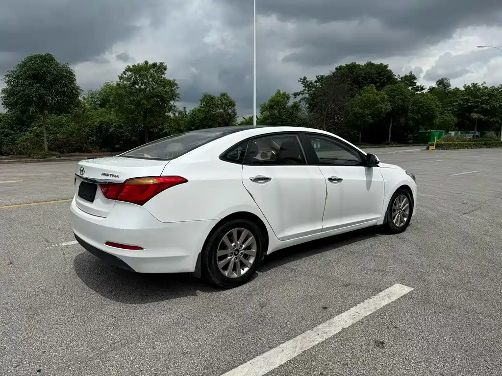 Hyundai Mistra 1.8L Auto Smart Type GLS, фото 4