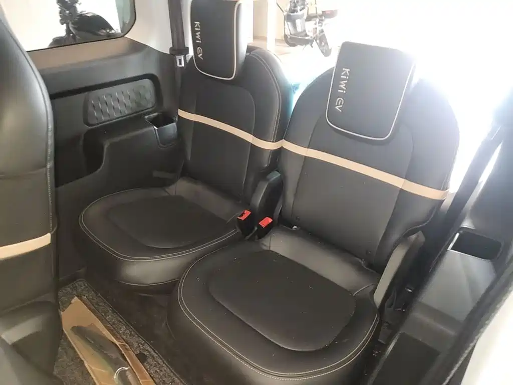 Baojun KiWi EV — миниатюра 17