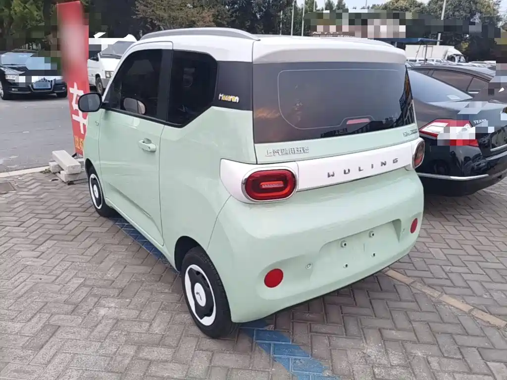 Wuling MINIEV — миниатюра 5