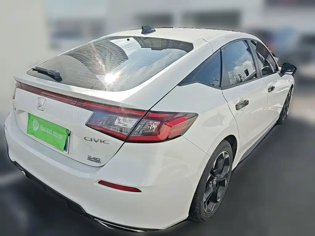Honda Civic — миниатюра 10