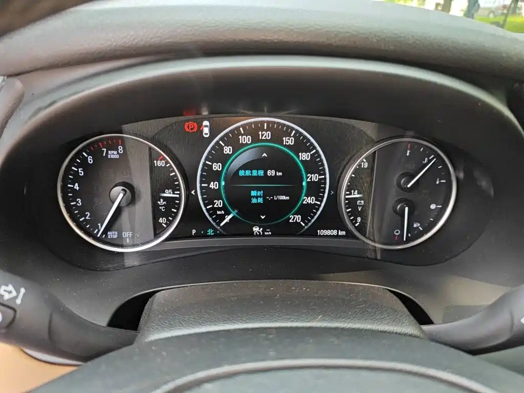 Buick LaCrosse — миниатюра 7