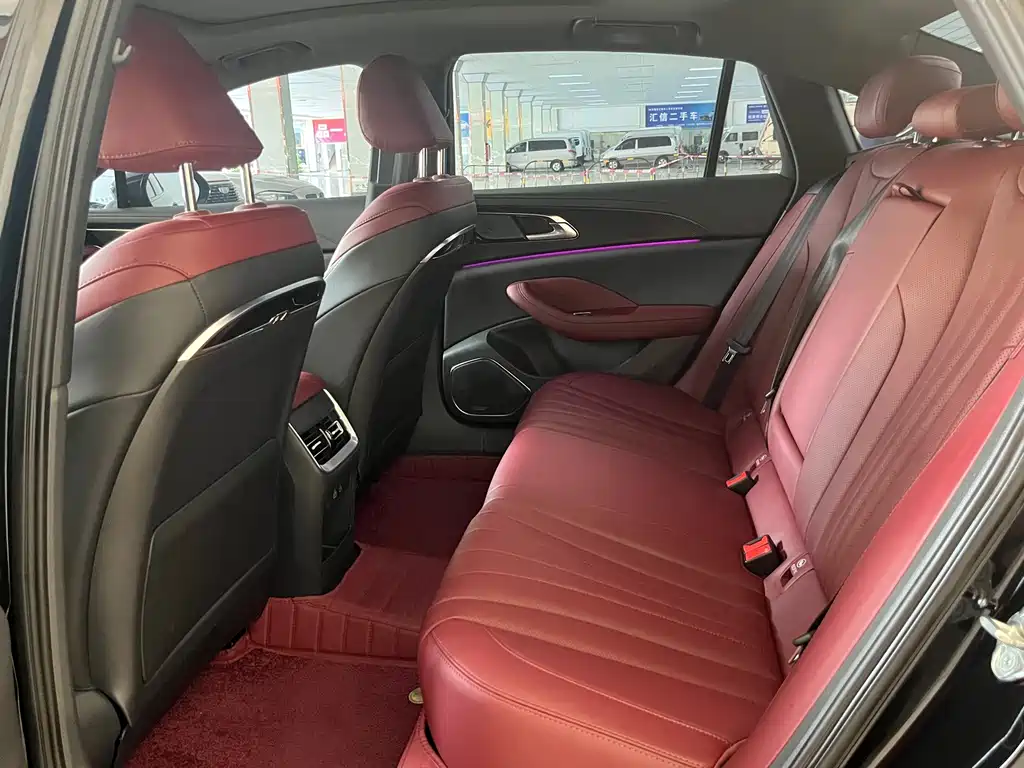 Hongqi Hongqi H5 — миниатюра 5
