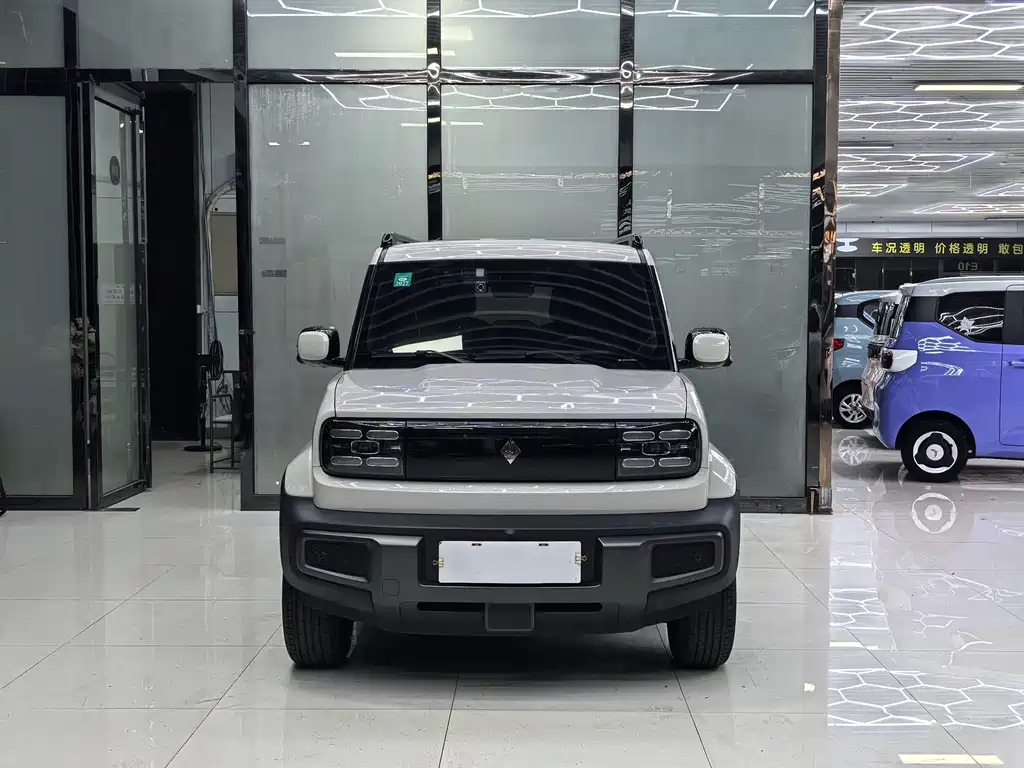Baojun Yueye — миниатюра 2