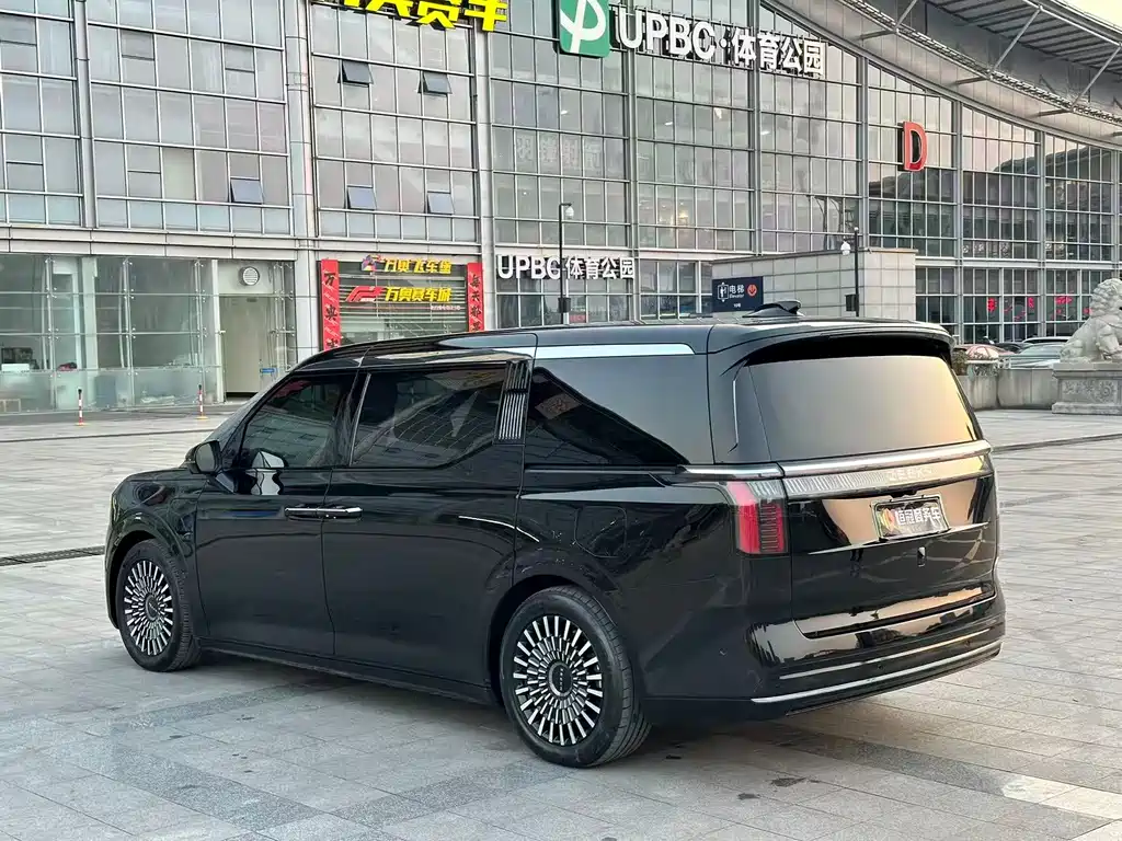 ZEEKR EXTREME KRYPTON 009