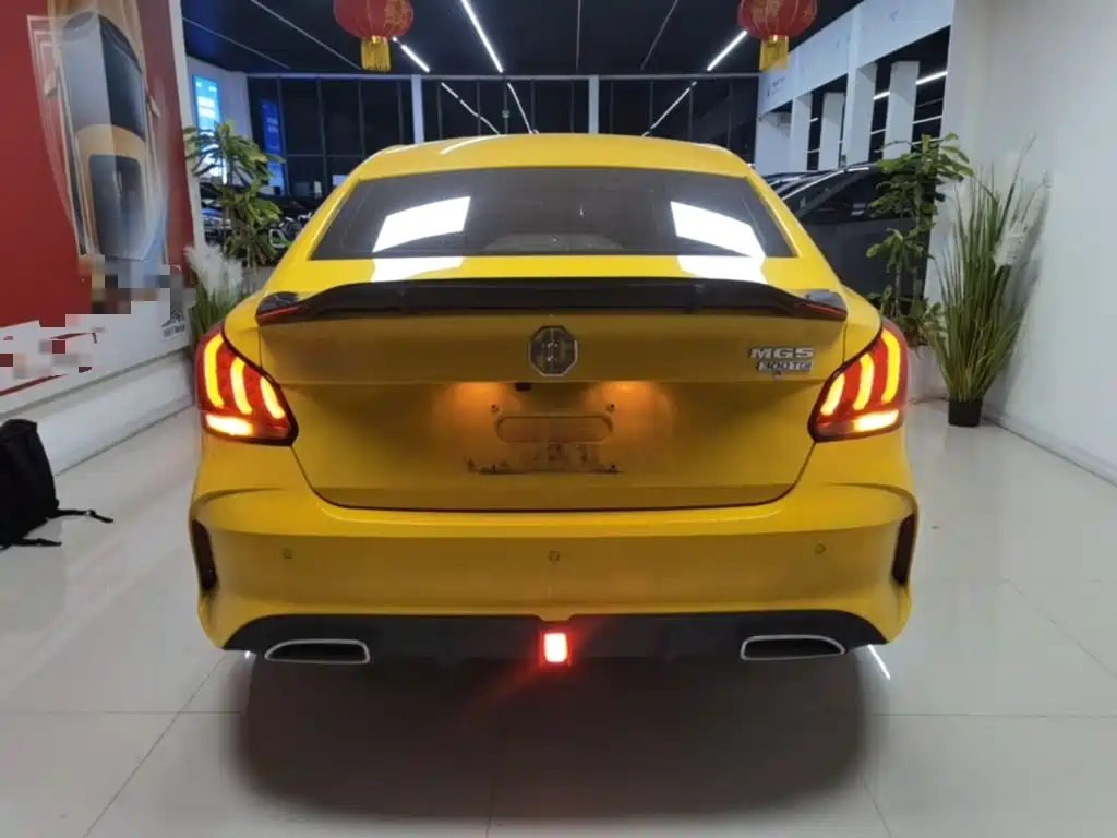 MG MG5 — миниатюра 6