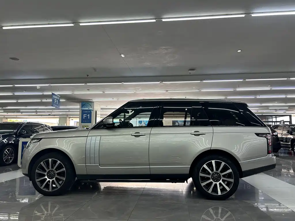Land Rover Range Rover 2015 3.0 SC V6 Vogue