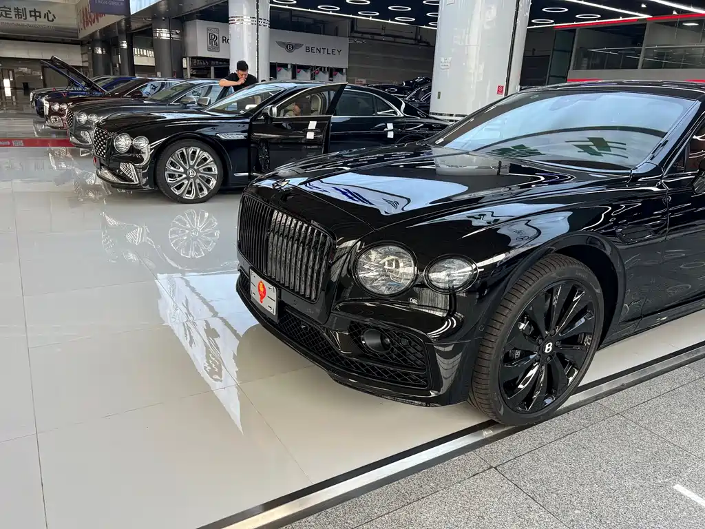 Bentley Flying Spur 2024 4.0T V8 S