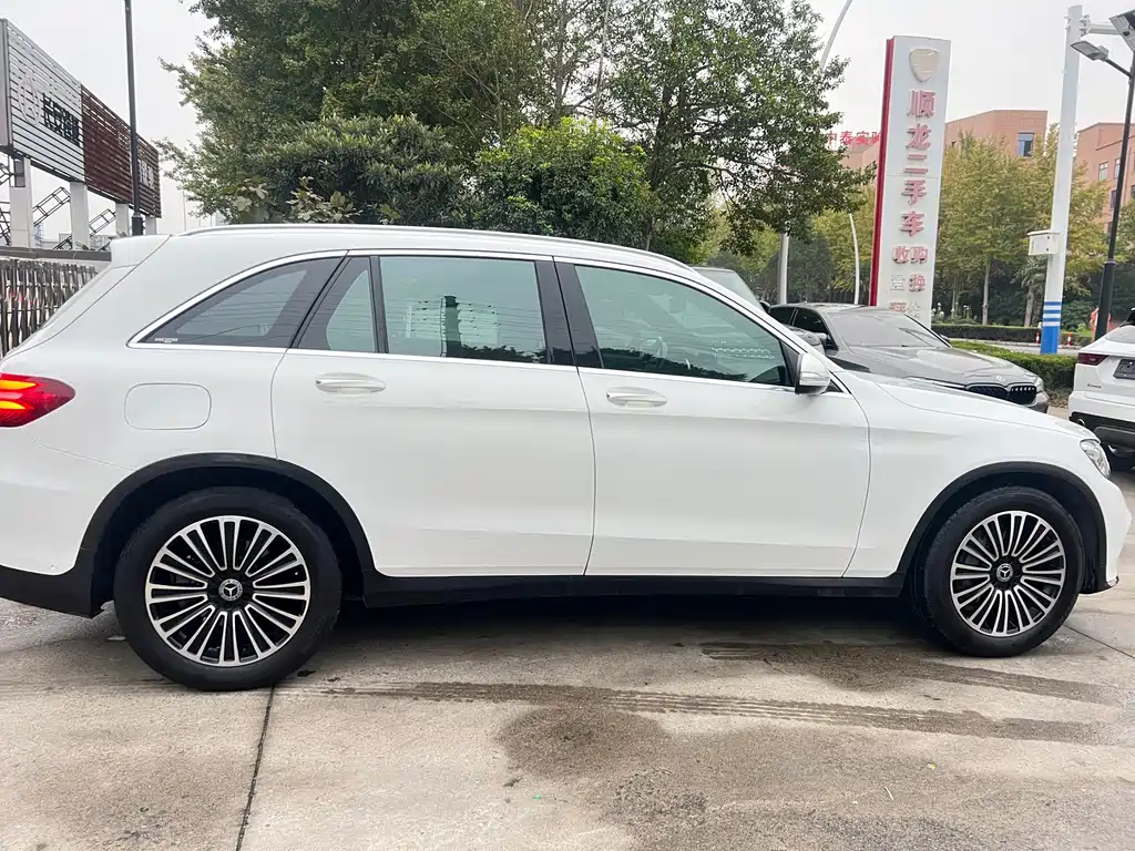 Mercedes-Benz GLC 2019 GLC 260 4MATIC
