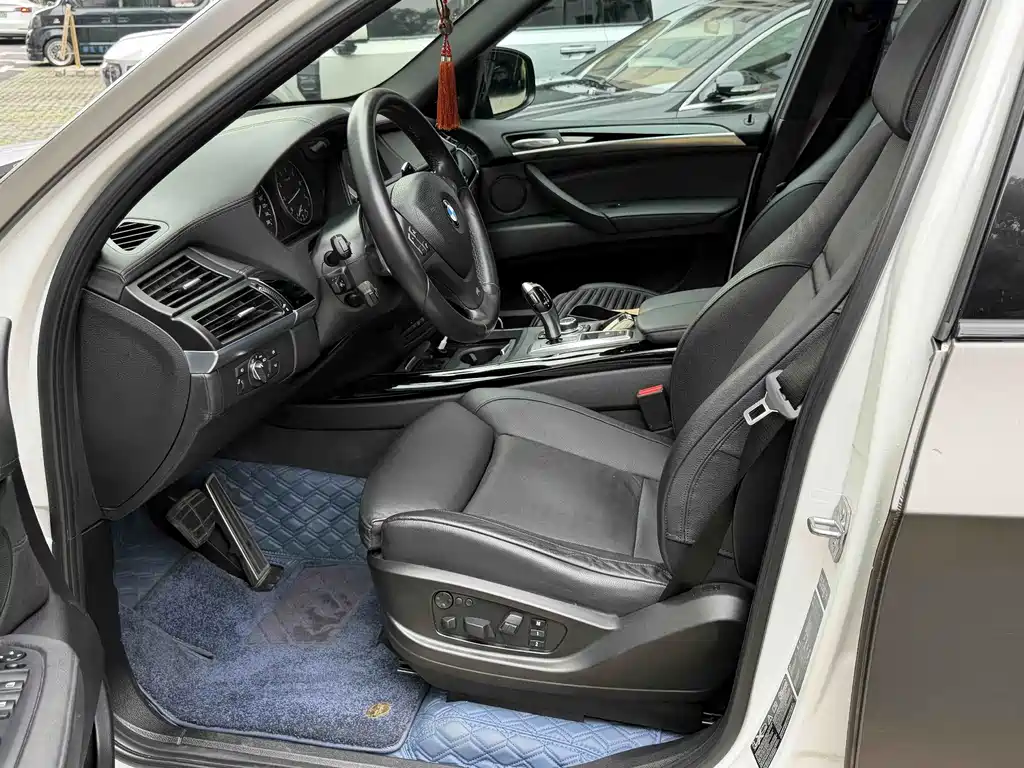 BMW X5 (Import) — миниатюра 5