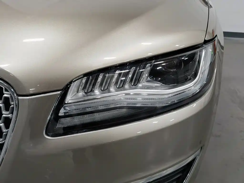 Lincoln MKZ — миниатюра 7