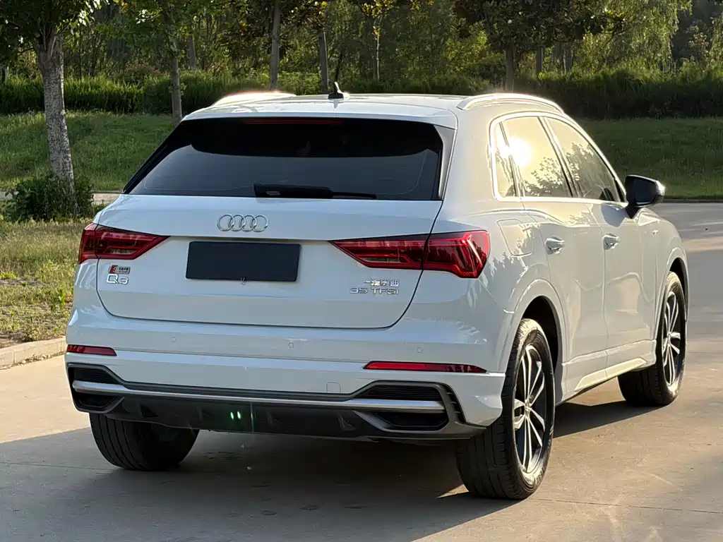 Audi Q3 — фотографии объявления, Фото 13